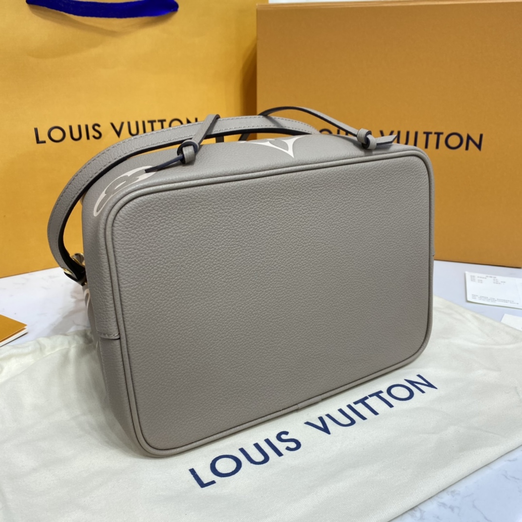 Louis Vuitton NEONOE MM Bucket Bag Grained Leather M45555 Dove/Cream